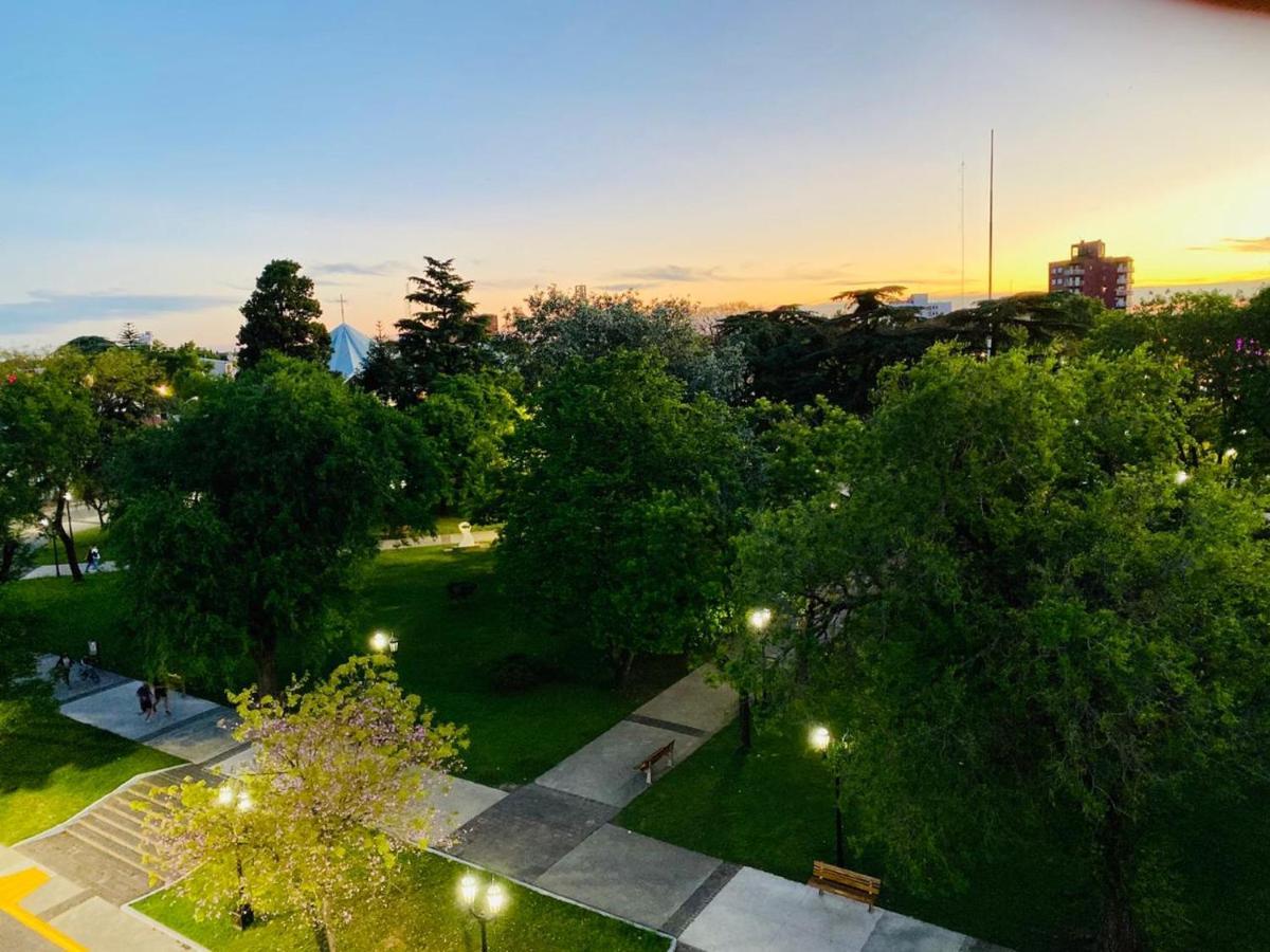 Plaza Suites Campana Kültér fotó