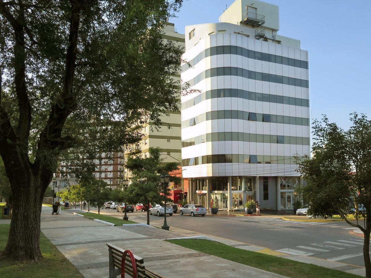 Plaza Suites Campana Kültér fotó
