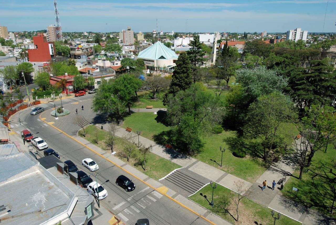 Plaza Suites Campana Kültér fotó